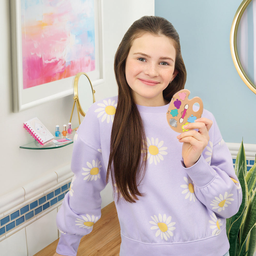 Work Of Art Cosmetic Set