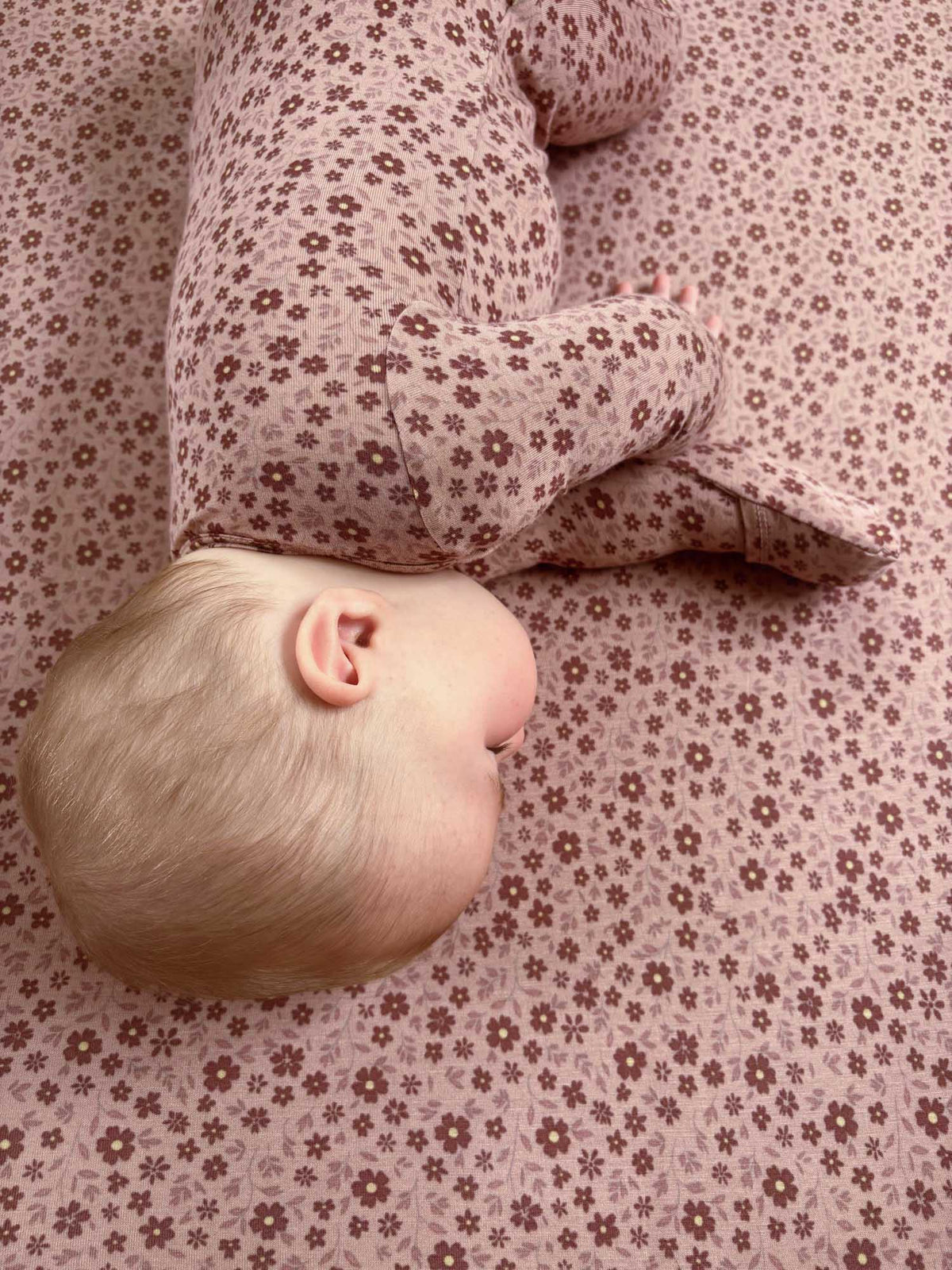 Petals Bamboo Crib Sheet