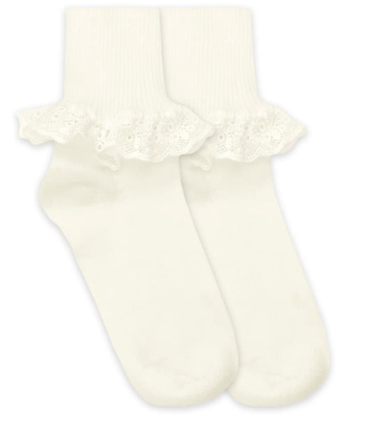 Pearl Chantilly Lace Socks