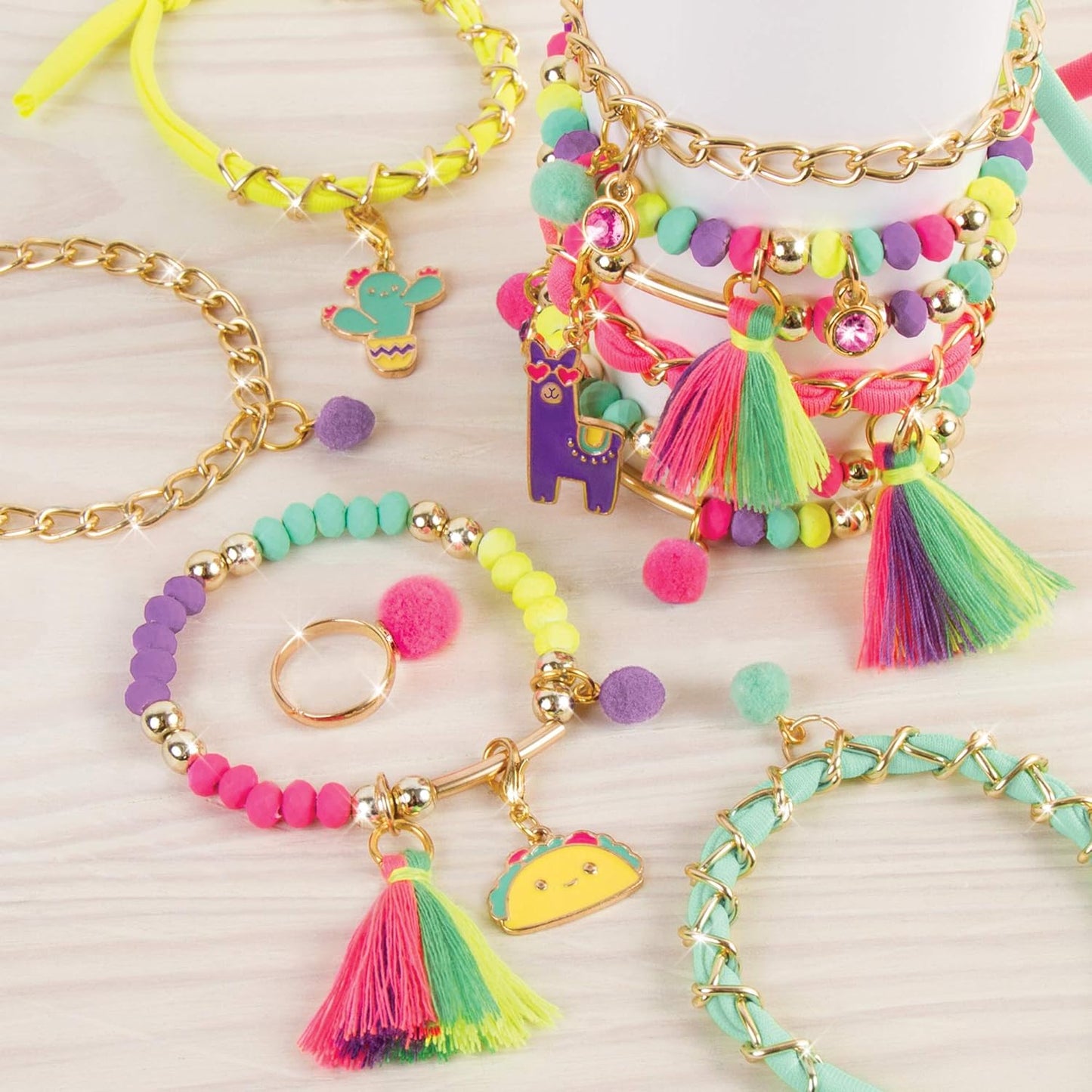 NEO-BRITE CHAINS & CHARMS