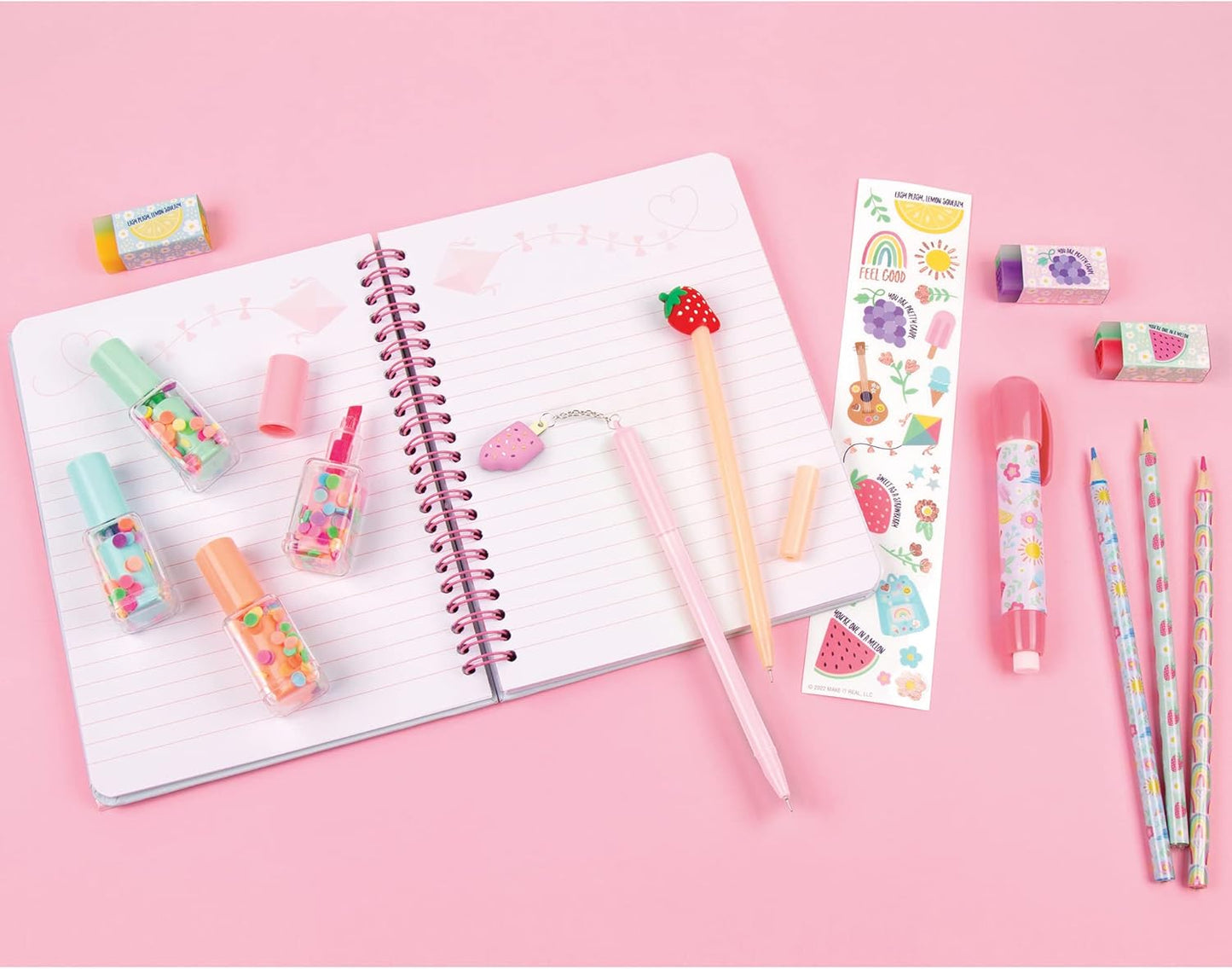“ADVENTURE FUN” STATIONERY SET