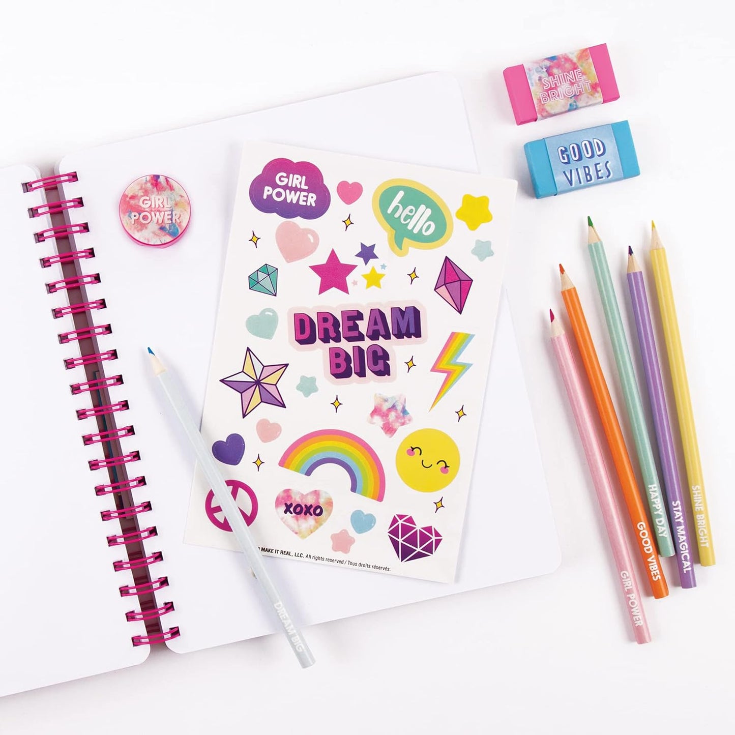 PASTEL TIE DYE ALL-IN-ONE SKETCHING SET