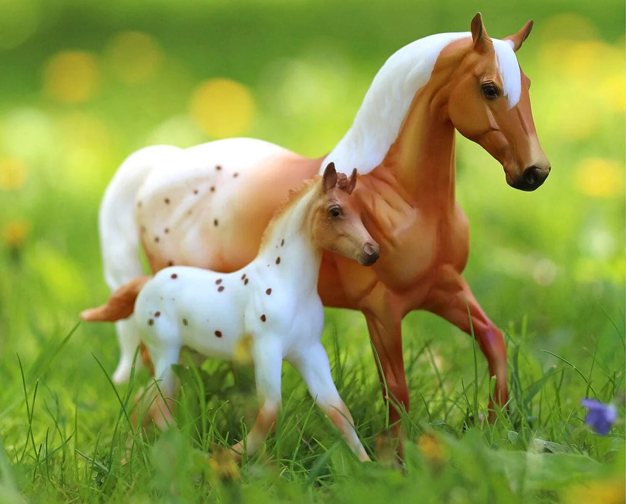 Effortless Grace Horse & Foal Set