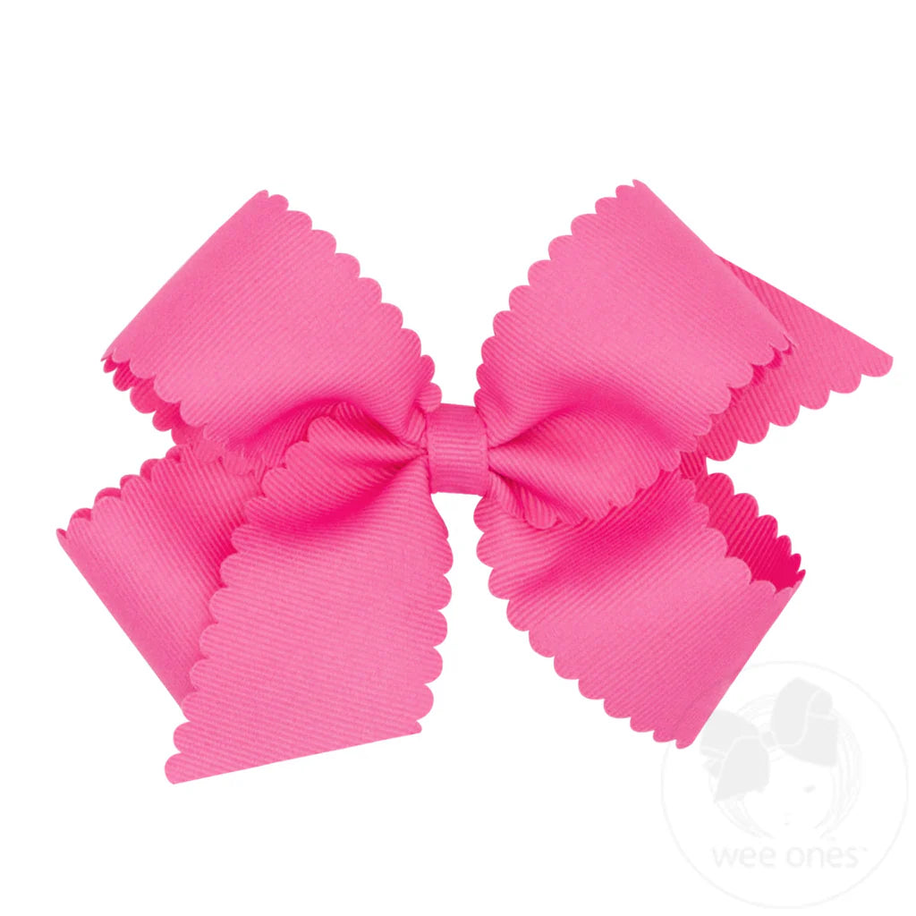 Hot Pink Medium Scalloped Edge