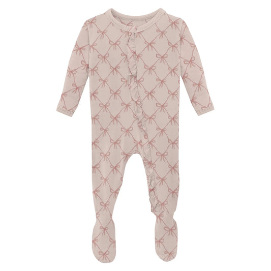 Layette Ruffle Footie with 2 Way Zipper in Shrinking Violet Bow Lattice