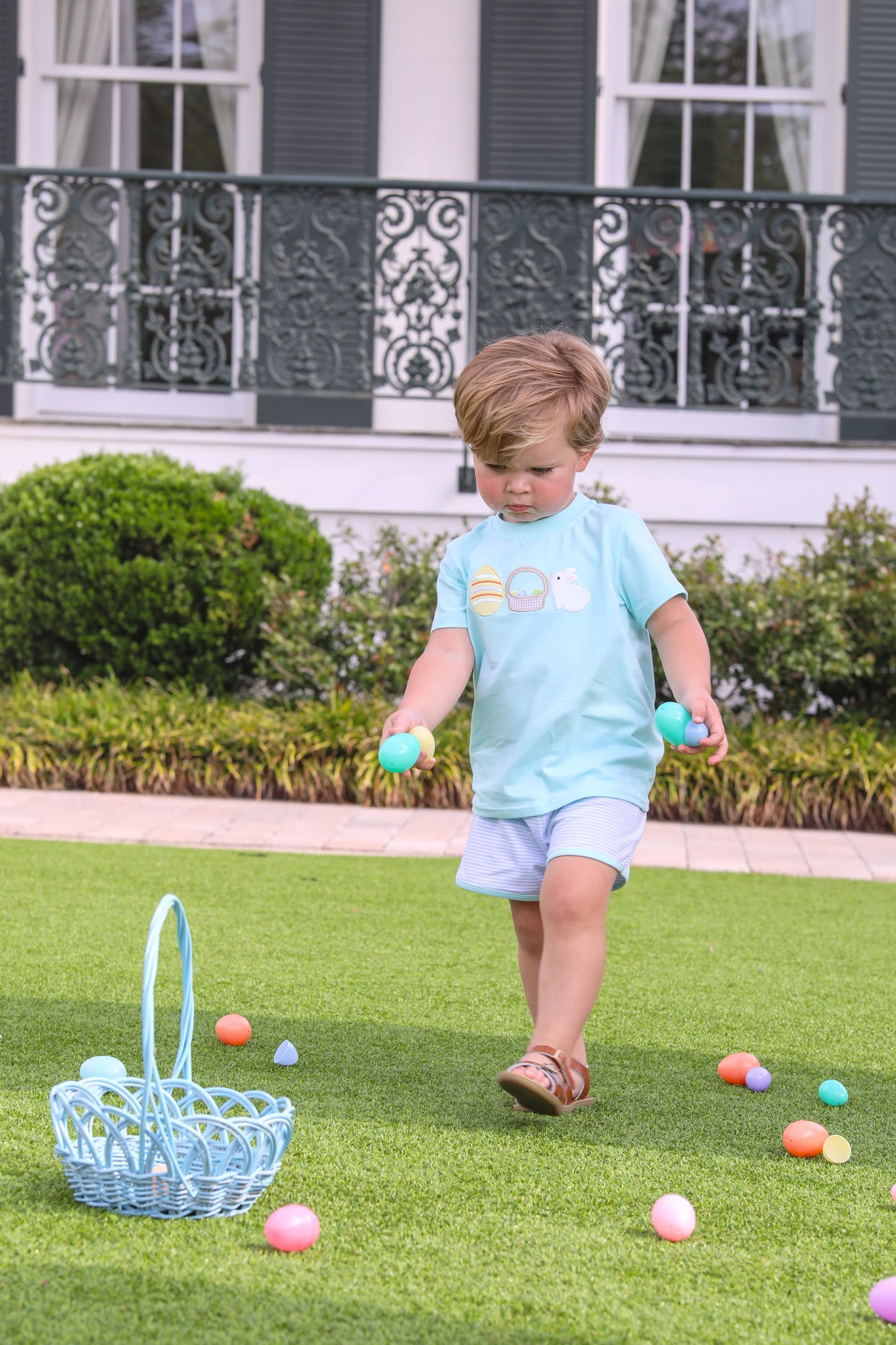 Bunnies & Baskets Short Set