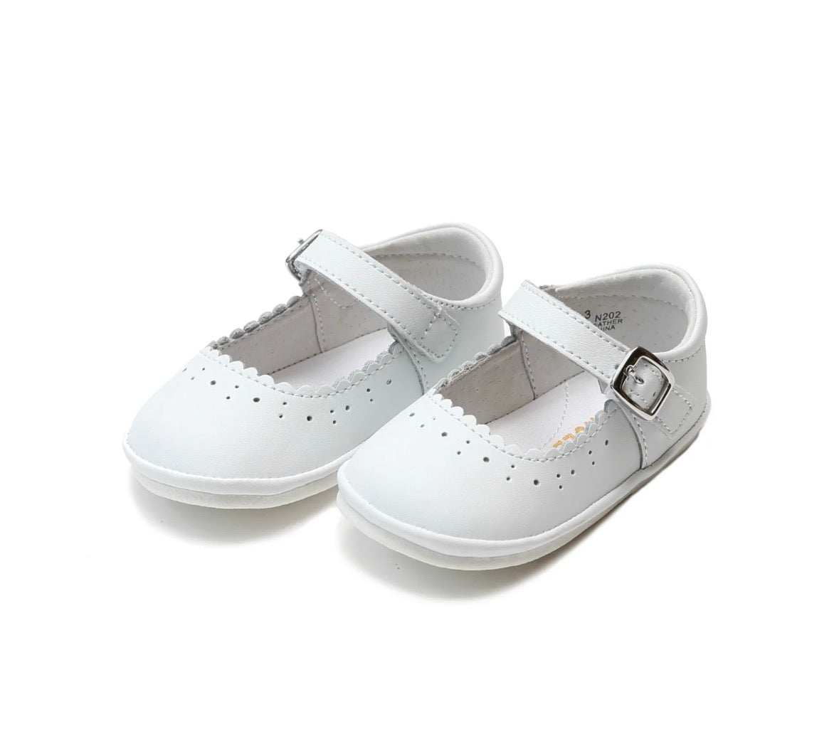 Patent White Scalloped