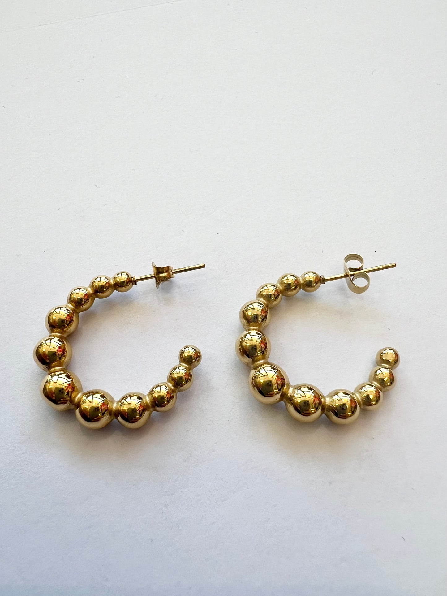 Multi Gold Ball Hoop