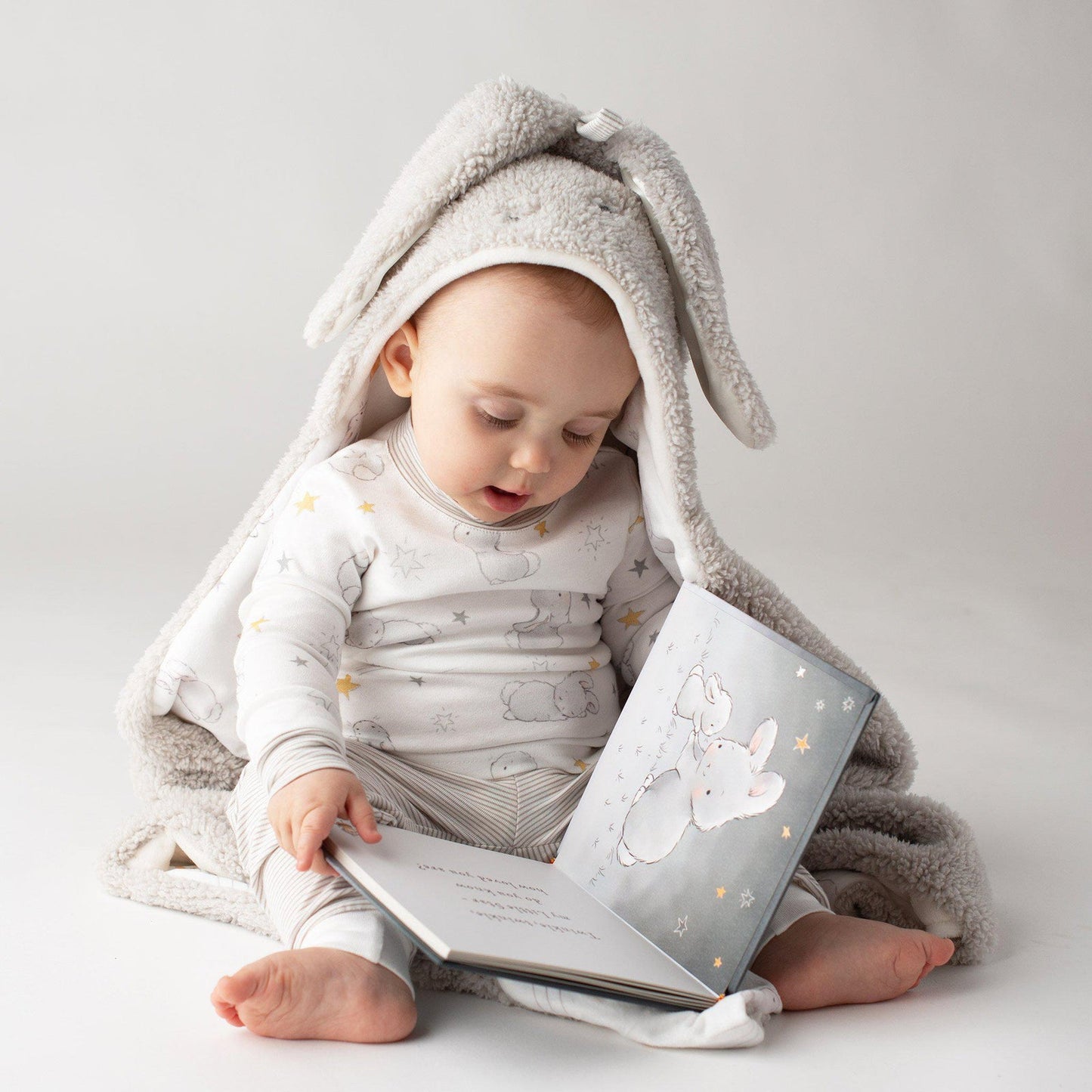LITTLE STAR BOARD BOOK