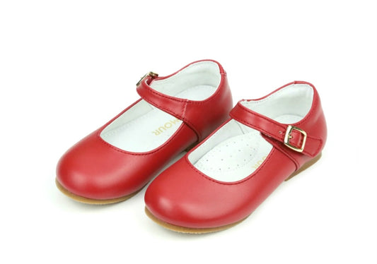 Rebecca Special Occasion Flat Red