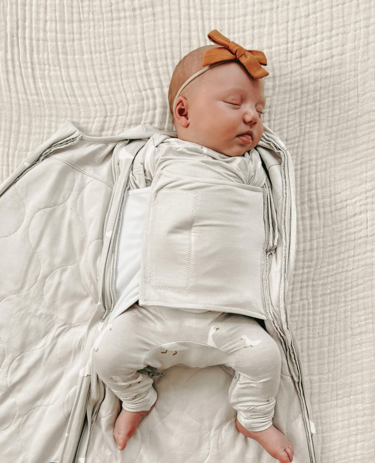 Goose Swaddle 1.0