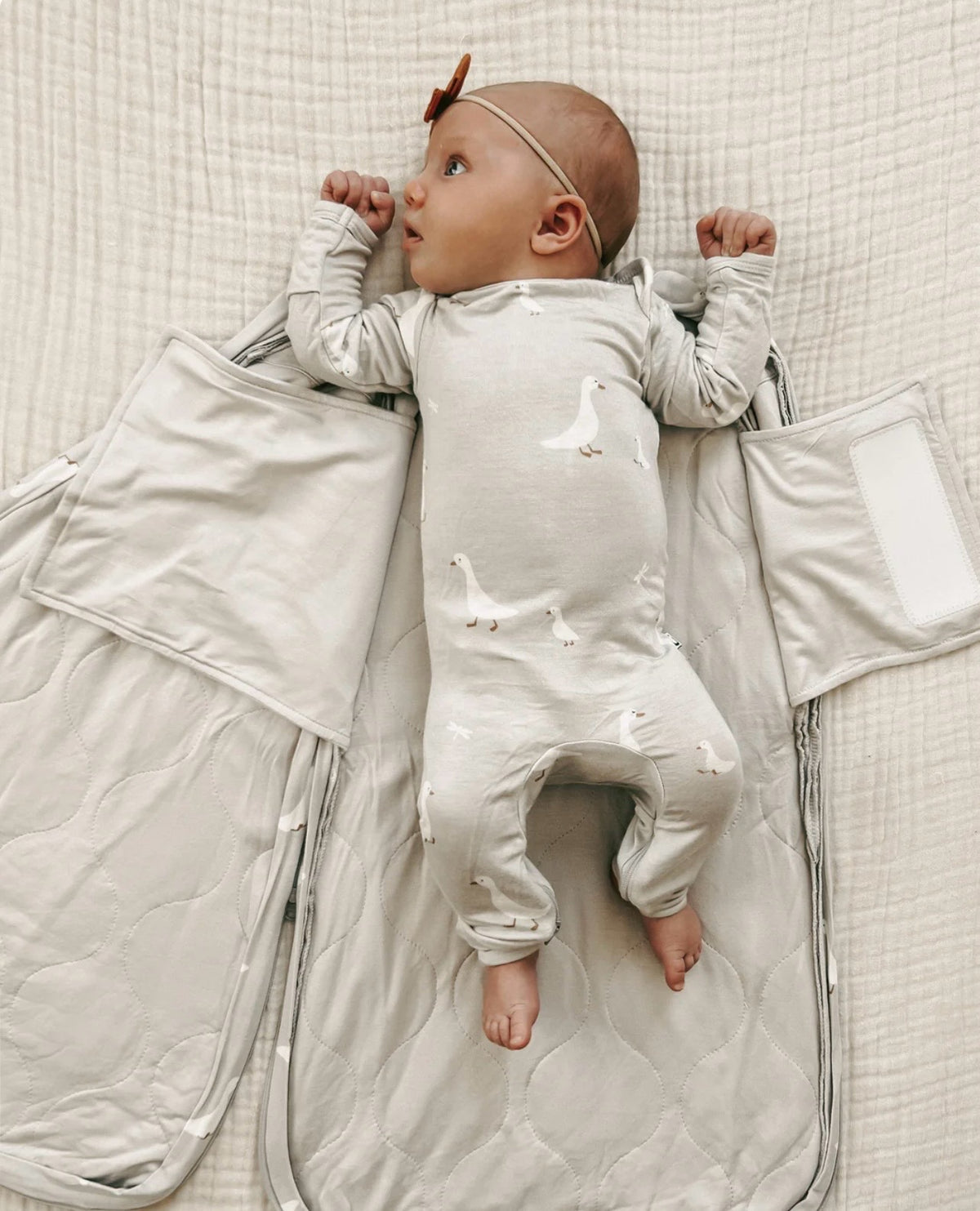 Goose Swaddle 1.0