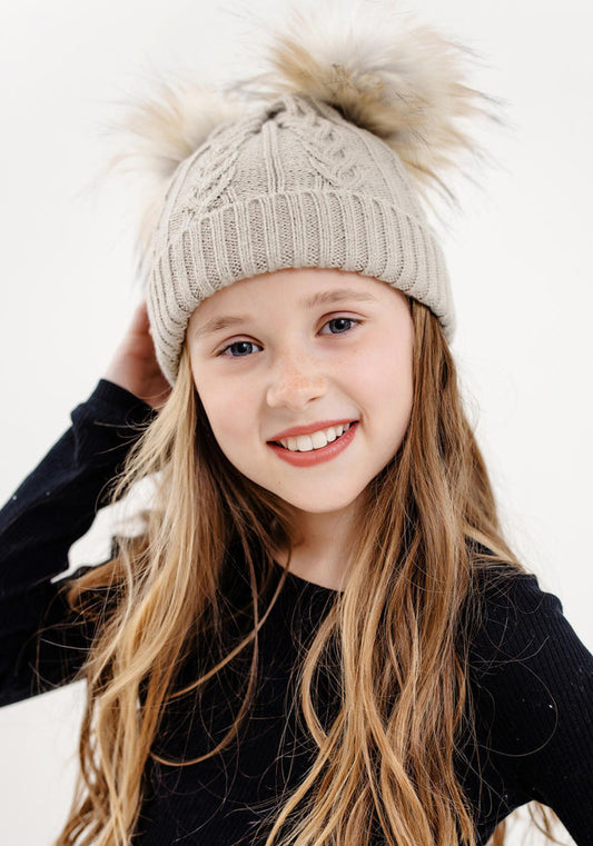Oat Cable-knit Fur Pom Beanie
