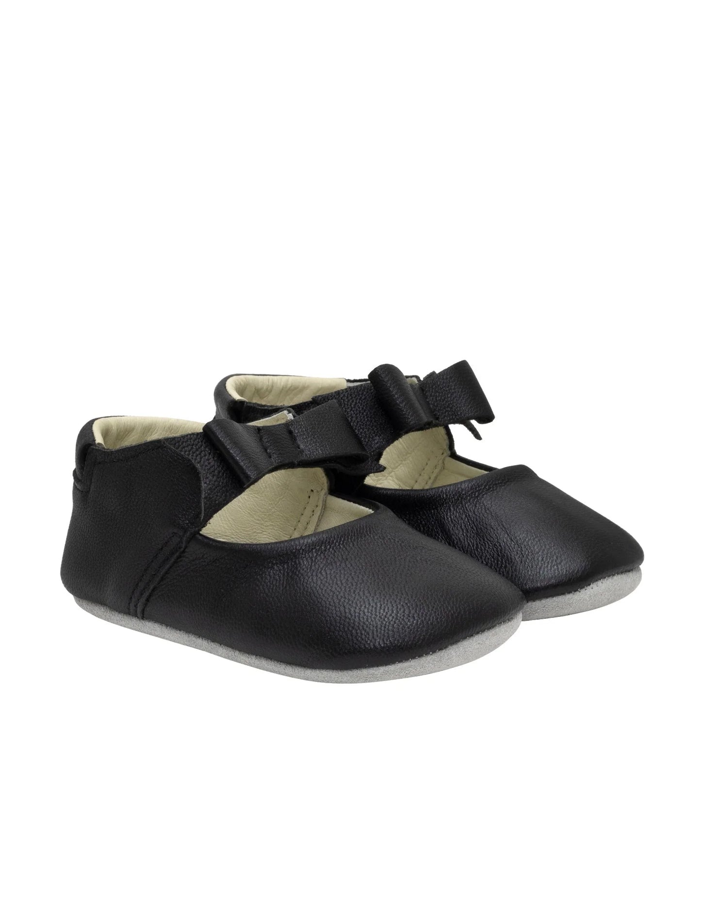 Sofia First Kicks in Black