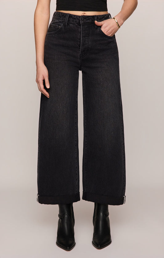 The Show Off High Rise Bowed Nocturne