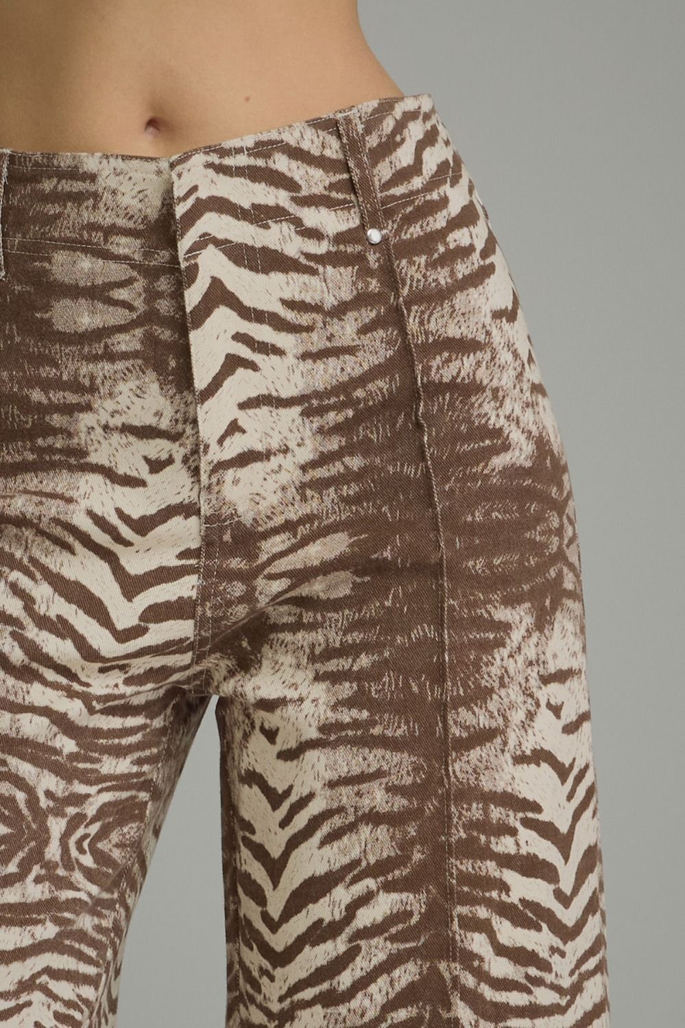 Animal Print Front Seam Pant