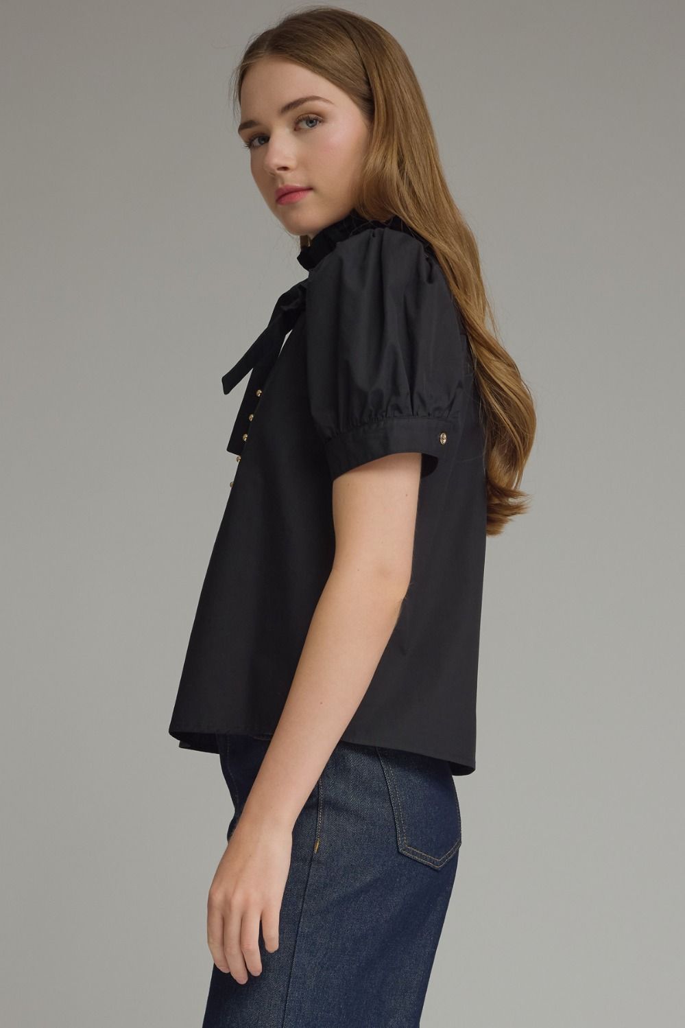 Ruffle Collar Front Tie Top - Black