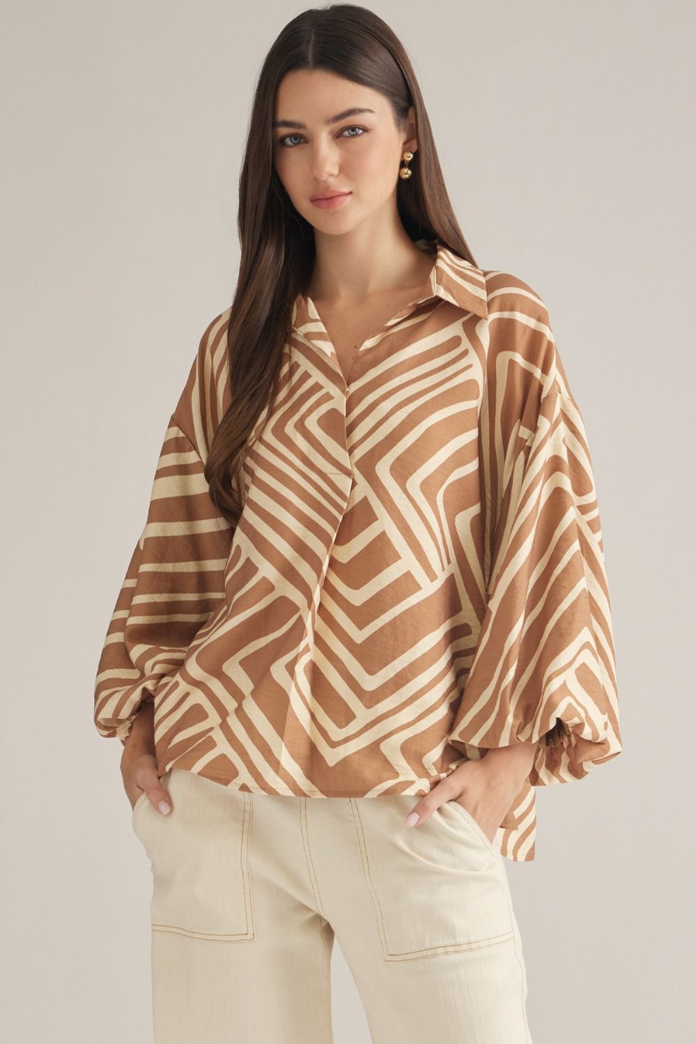 Geometric Print 3/4 Balloon Sleeve Top - Tan