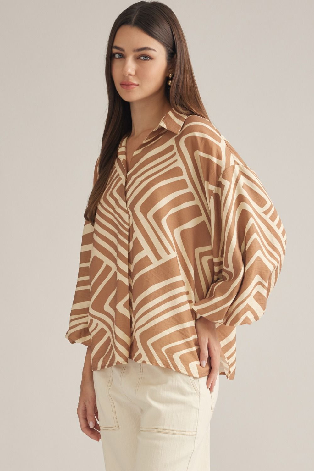 Geometric Print 3/4 Balloon Sleeve Top - Tan