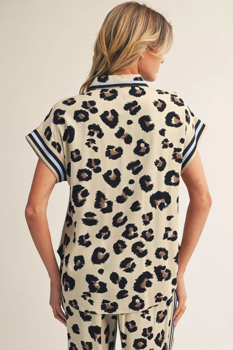 Cream/Blue Leopard Button Top