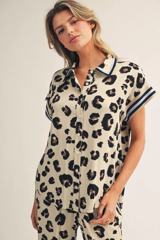 Cream/Blue Leopard Button Top