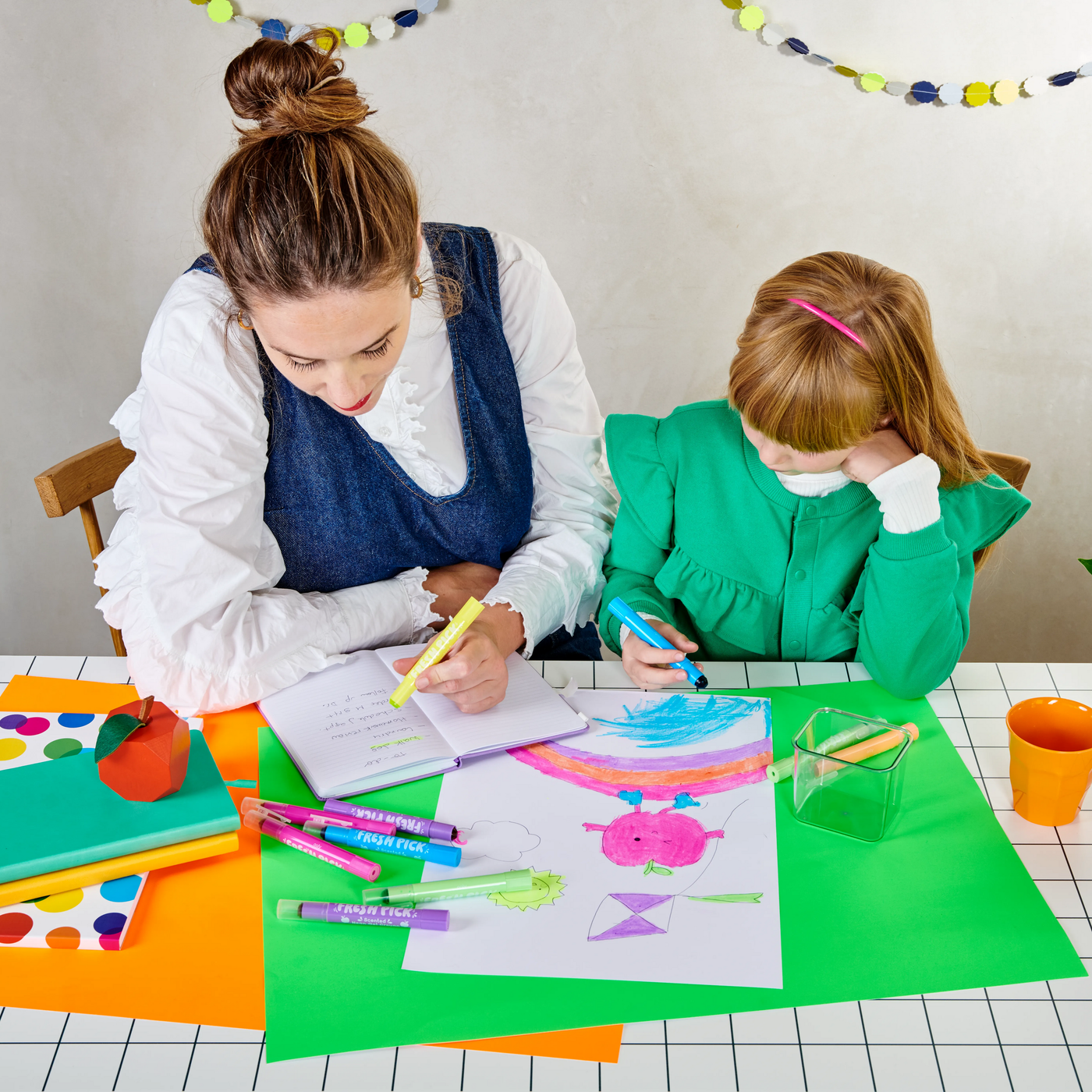 Fresh Pick Apple Scented Gel Crayons