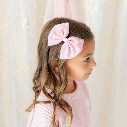Pretty Pearl Bow Clip