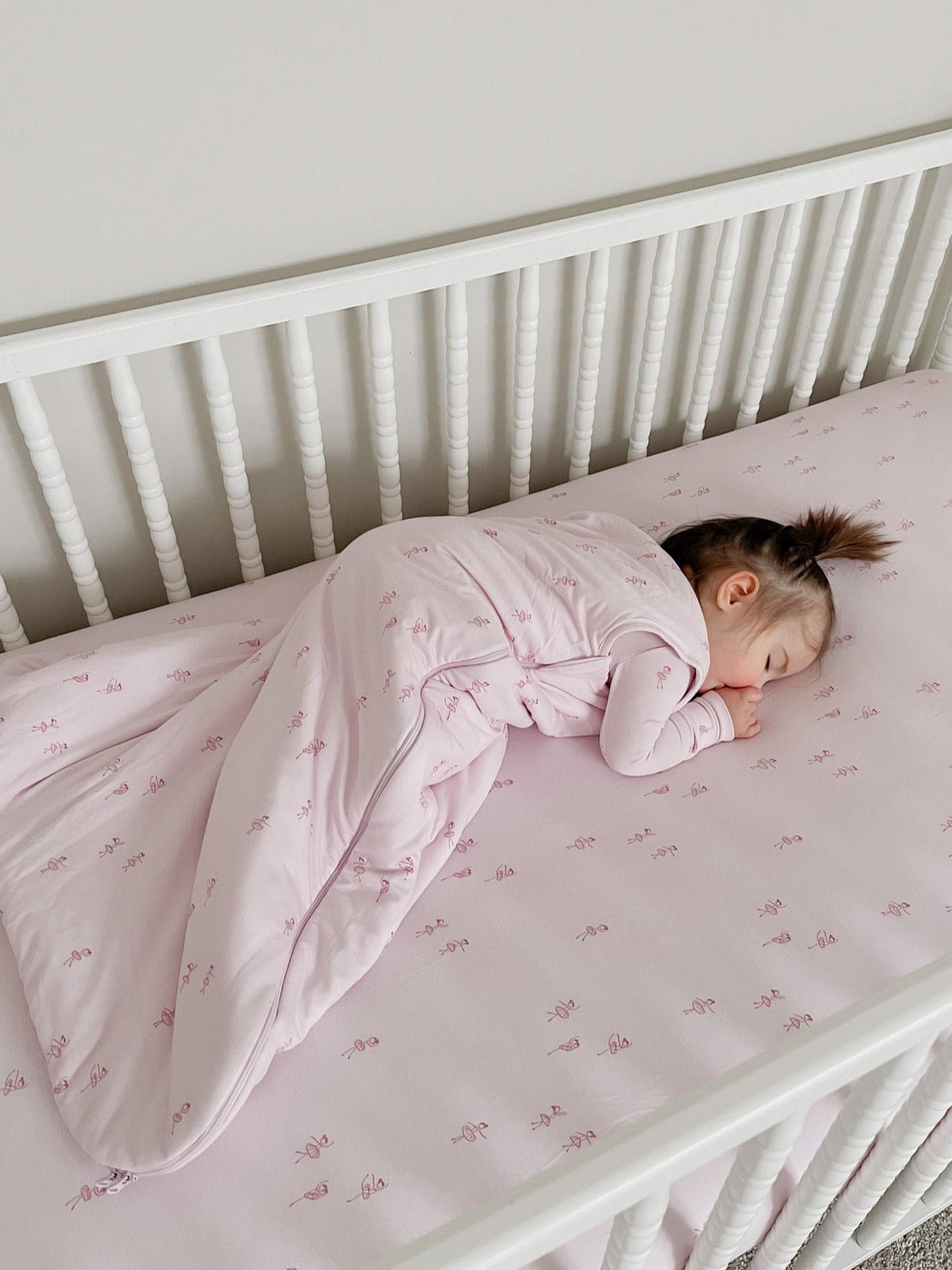 Twirl Bamboo Crib Sheet