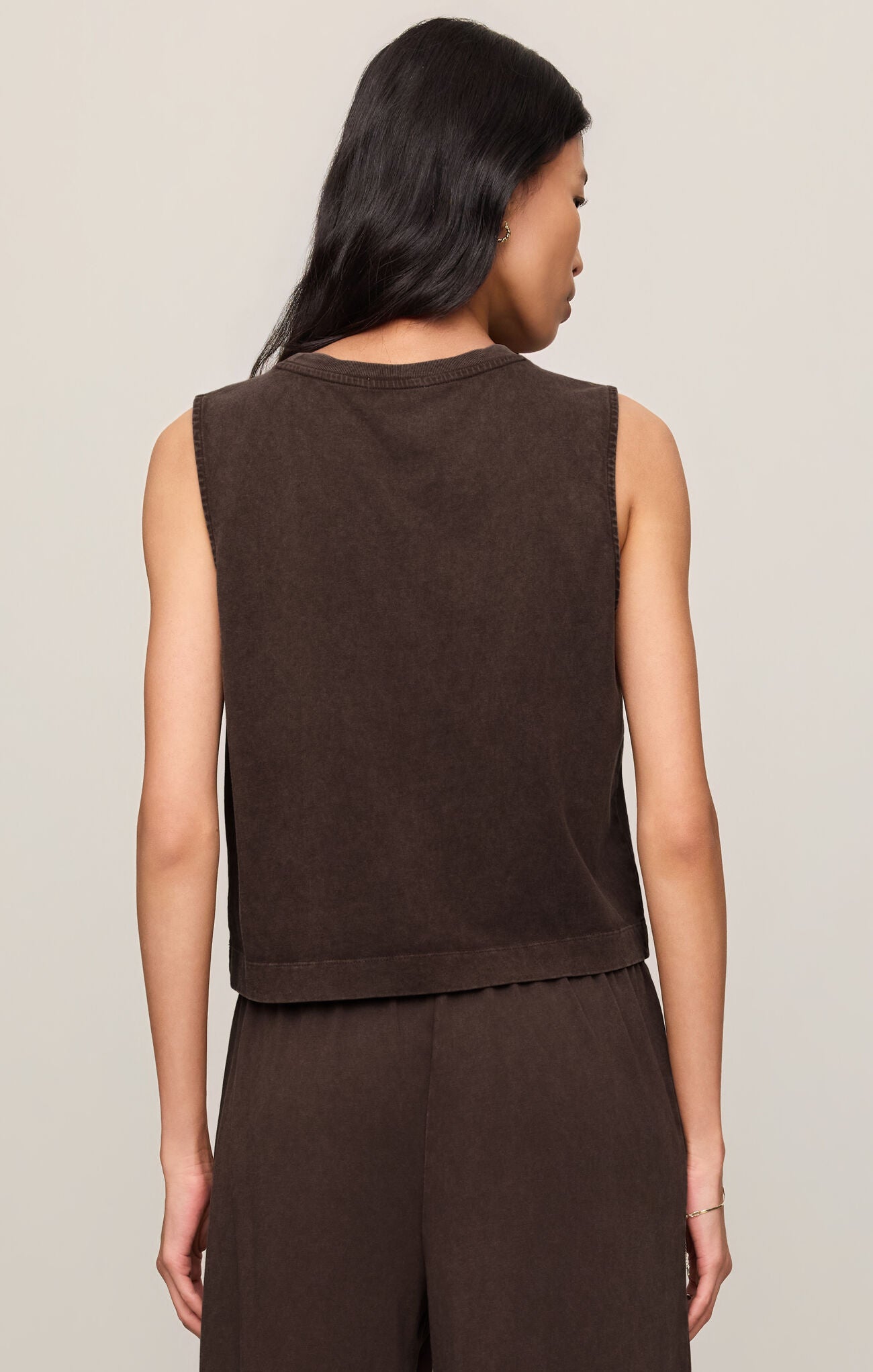 Sloane Jersey Muscle Tank Dark Chocolate