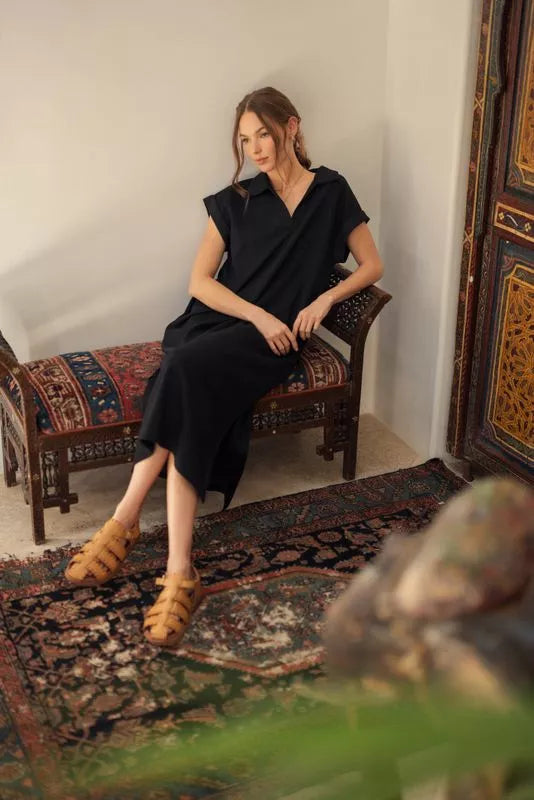 V-Neck Midi Dress - Black