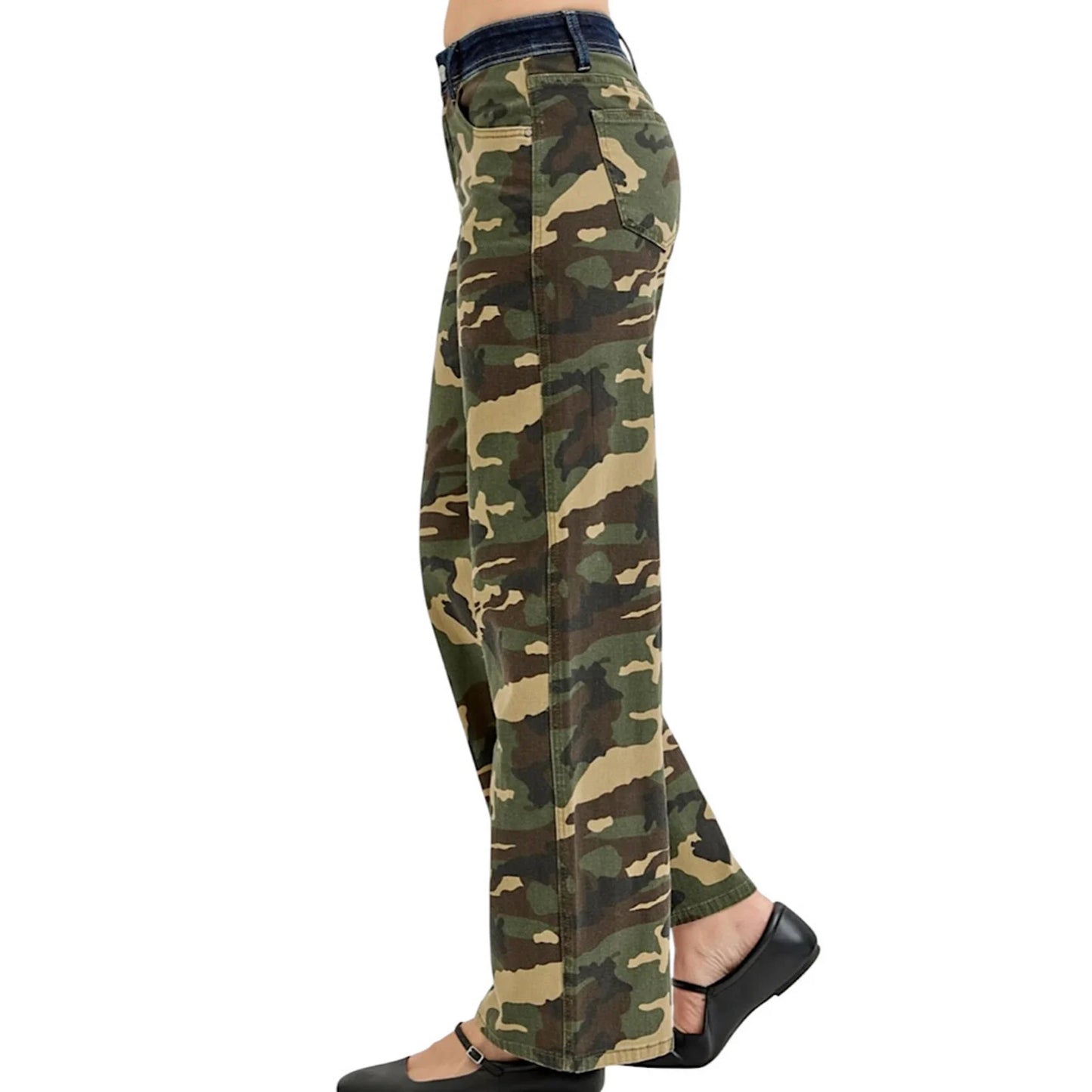 Mid Rise Fit Straight Wide In Camo