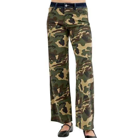 Mid Rise Fit Straight Wide In Camo