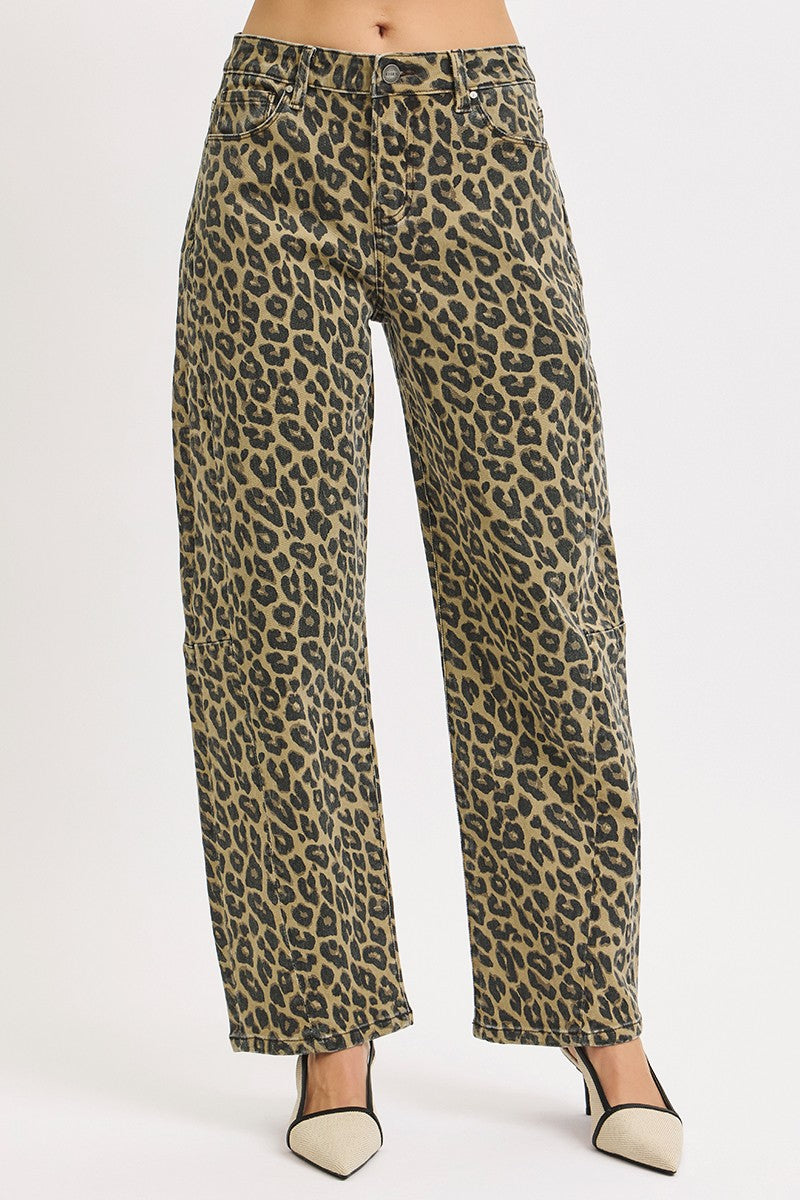 Mid Rise Fit Leopard Barrel Pants