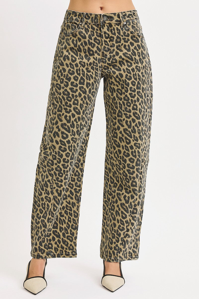 Mid Rise Fit Leopard Barrel Pants