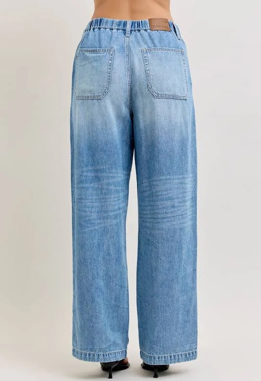 High Waisted Featherweight Baggy Elastic Waistband Jean